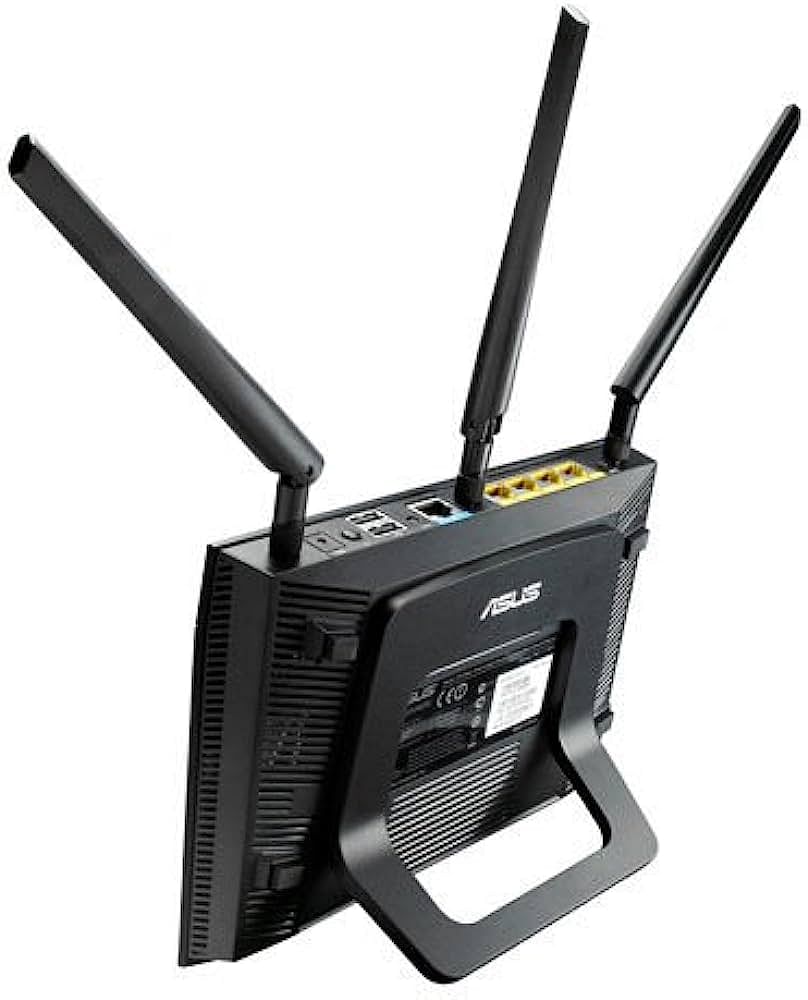 ASUS RT-N66U router with highlighted common issues and solutions